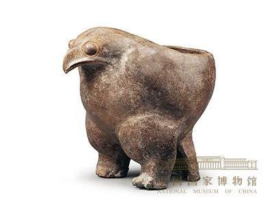鹰形陶鼎