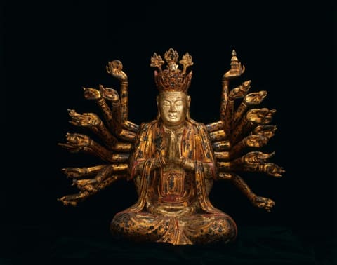 多臂观世音菩萨（越南作Quan Am，即Avalokiteshvara／观自在菩萨）