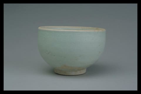 青白釉碗